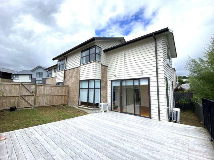 22 Hirimate Place Flat Bush_4