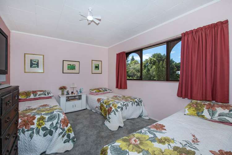 54 Eureka Place Parahaki_16