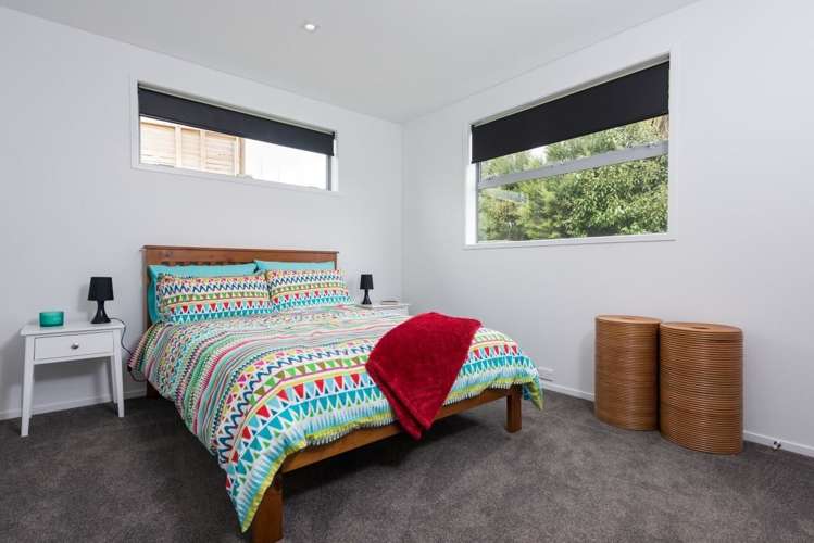 7 Crater Close Pyes Pa_14