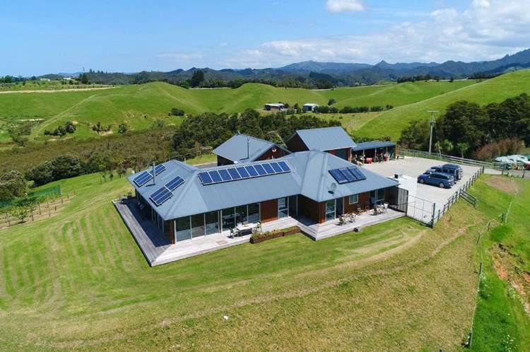 9 Whangaruru Wharf Road_0