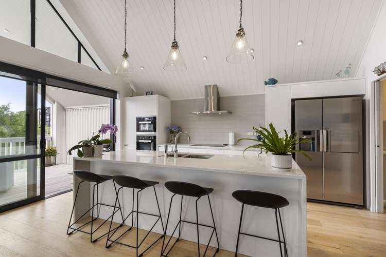 169 Jack Lachlan Drive Beachlands_8