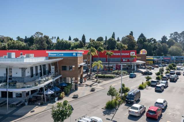 The Warehouse, Fraser Cove Shopping Centre, 241 Fraser Street Tauranga_3