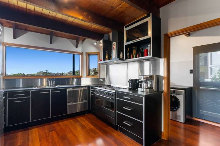 11 Higham Ferrers Place Red Beach_16