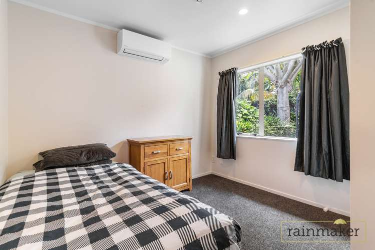 14a Martin Place Panmure_14