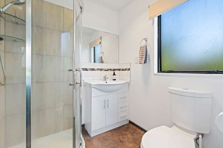 9 Hoylake Place Wattle Downs_11