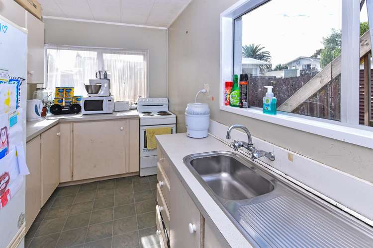 17 Crampton Place Manurewa_7