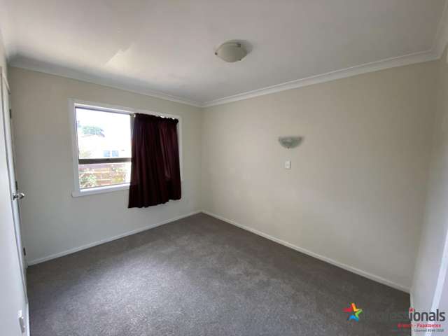 2/85A station Road Papatoetoe_3