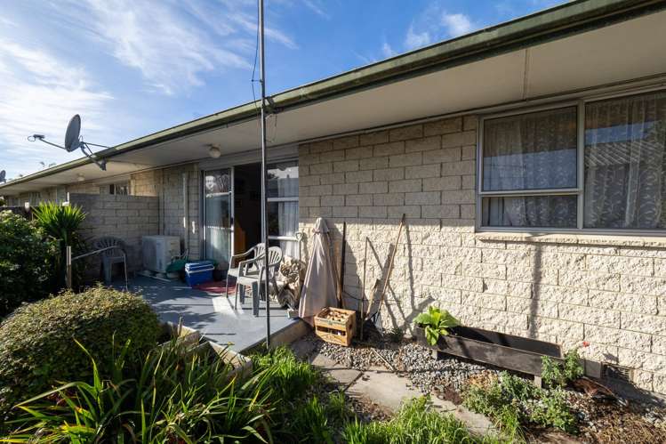 2/285 Moore Street Ashburton_7