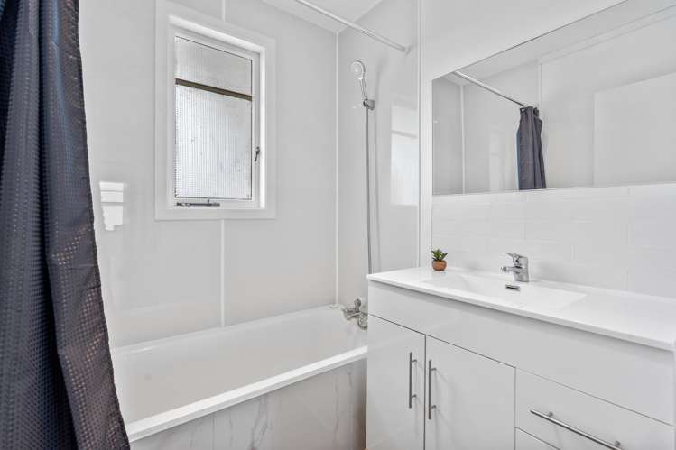 5 Church Street Onerahi_9