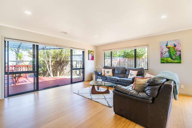 99 Redvers Drive Belmont_4