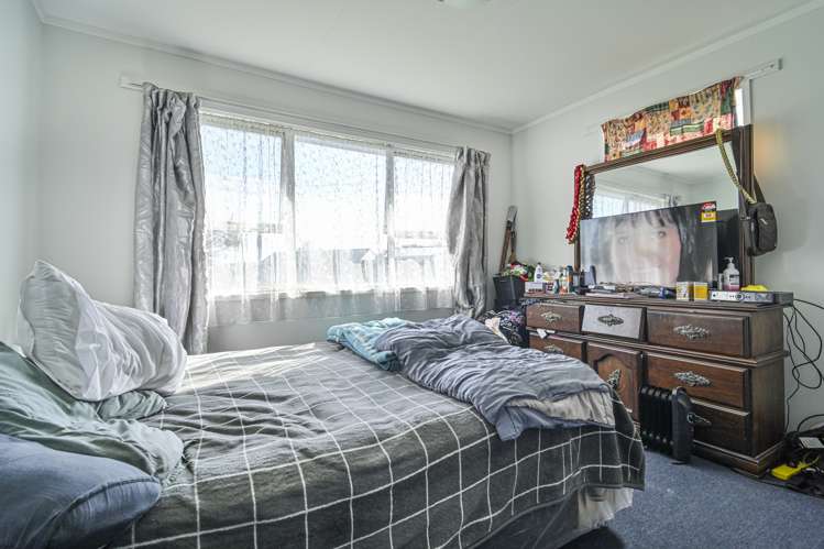 845 Huia Street Camberley_7