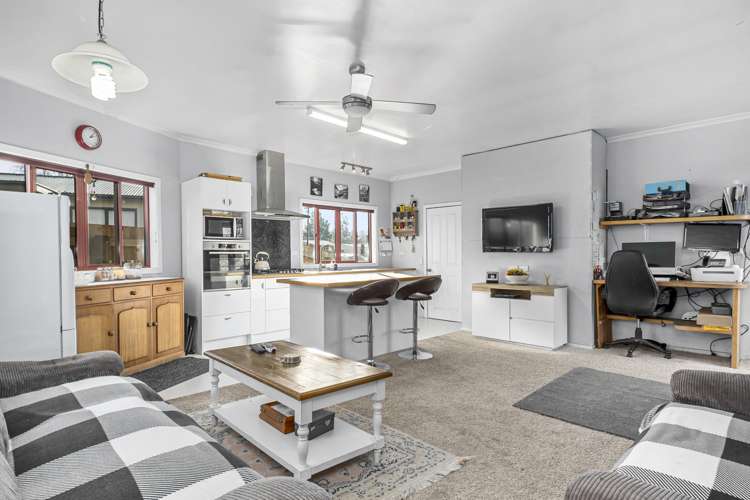 16 Aberafon Street Middlemarch_3