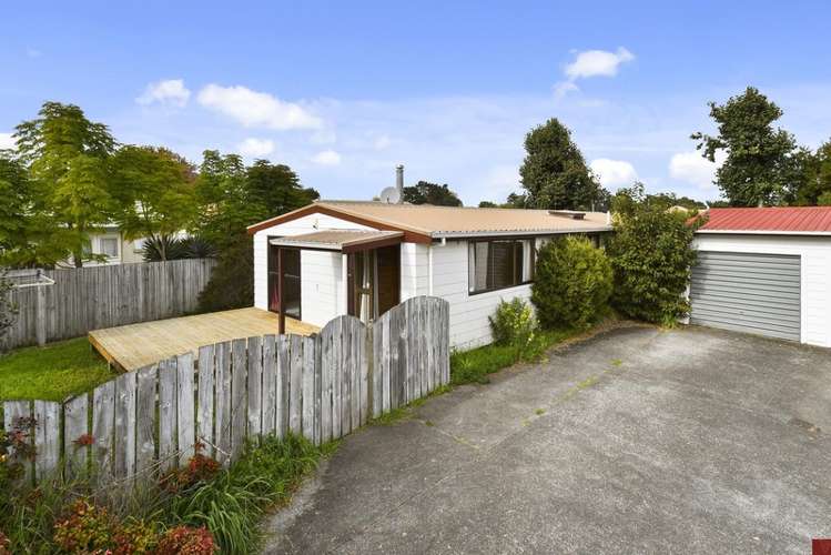 1/12 Balmore Place Wattle Downs_11