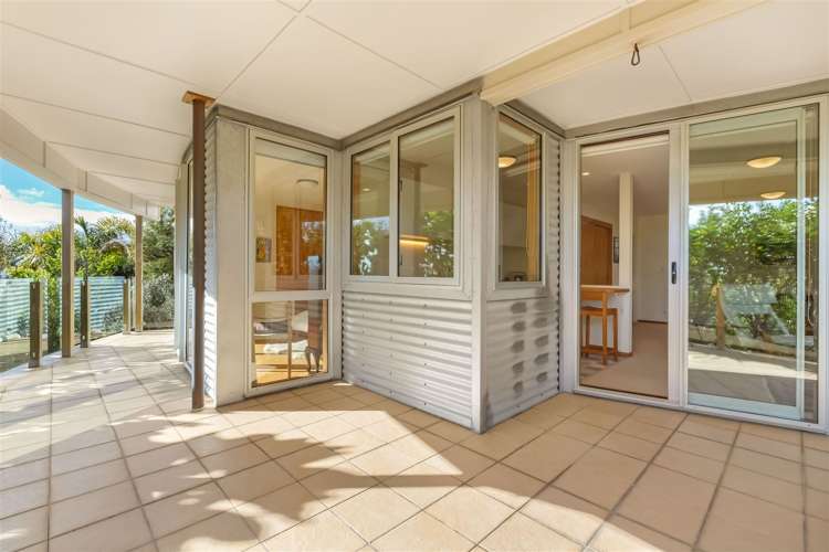 102 Trig Hill Road Onetangi_26