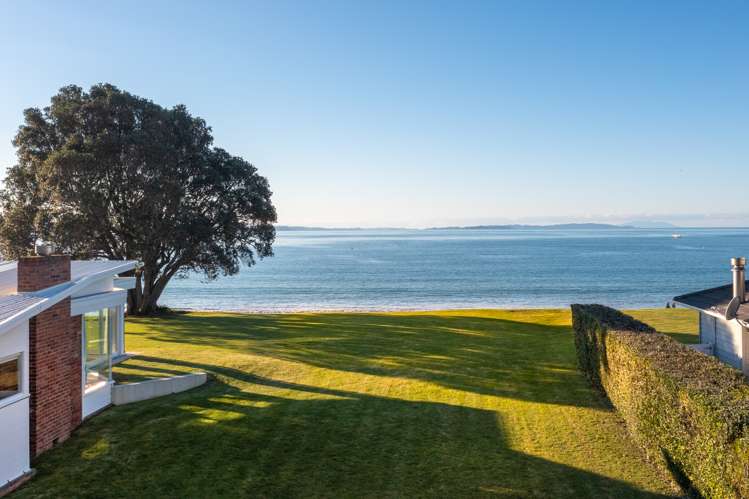 5 Claude Road Stanmore Bay_0