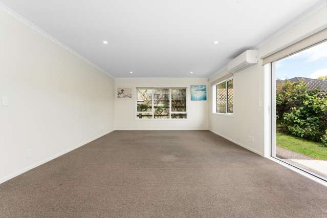 15 Resolution Drive Whitby_4