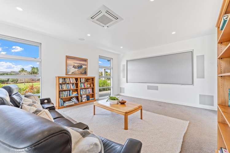 16 & 26 Riverside Drive Point Wells_13