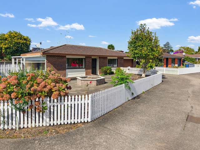 6/39 Swanson Road Henderson_2