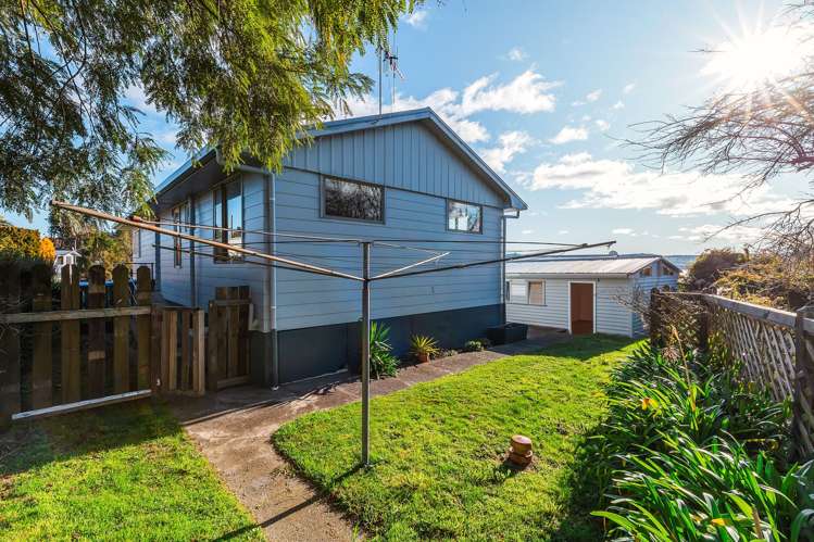 44 Tremaine Avenue Two Mile Bay_21