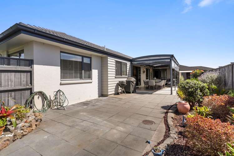 1 Creda Road Wattle Downs_14