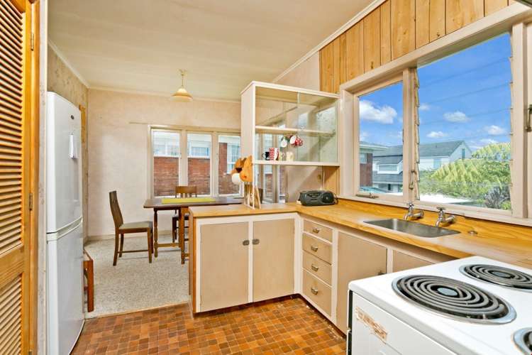 11 Heath Avenue Northcote_13