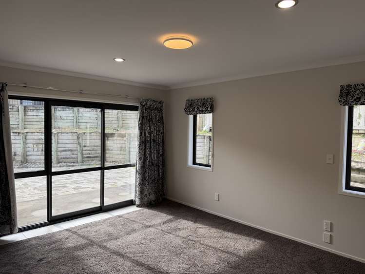 10 Caldera Crescent Pyes Pa_18