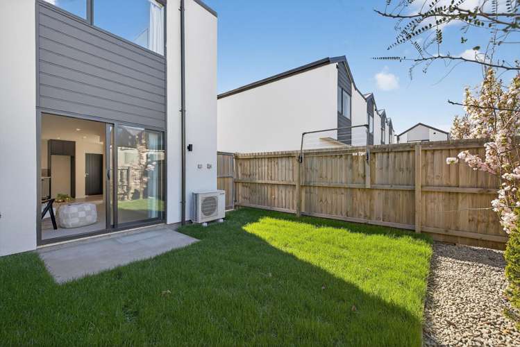 11/15 Bunyan Street Waltham_16