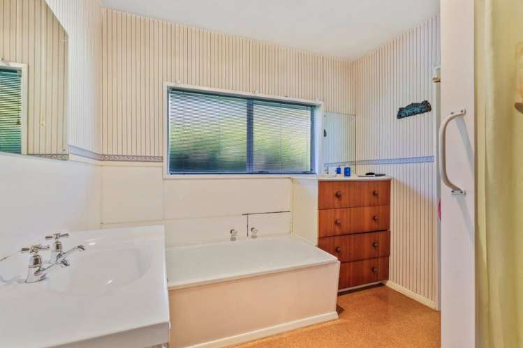 8 Achray Street Waiau_13