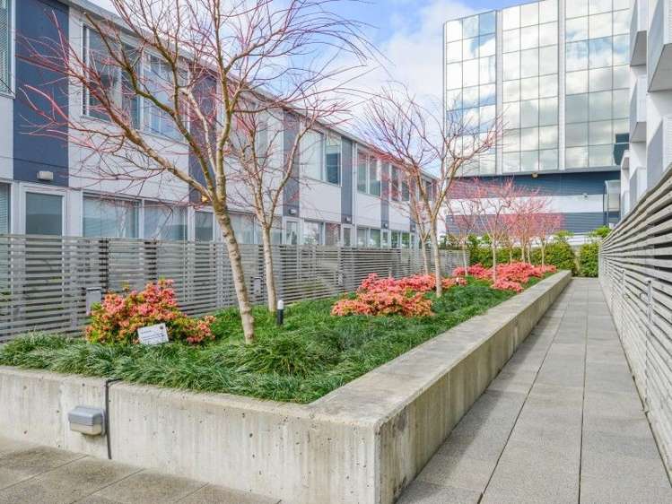 302/22 Fisher-Point Drive Auckland Central_7