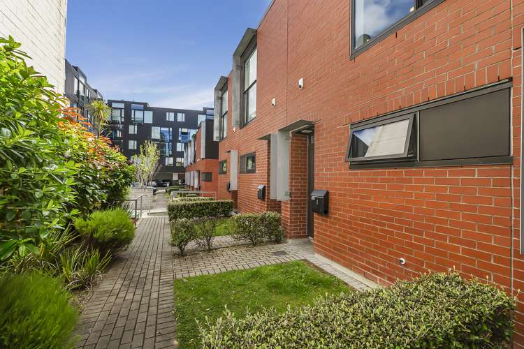 8/21 Rugby Street Mount Cook_8