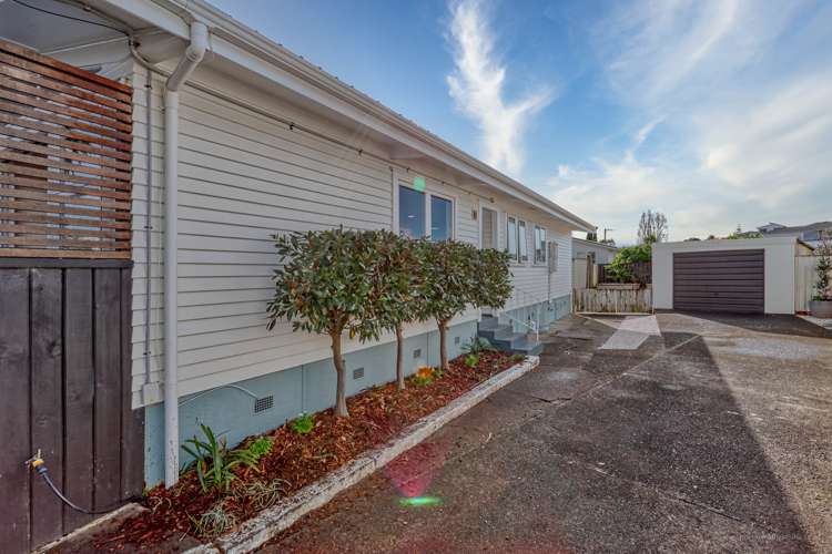 11 Meredith Street Blockhouse Bay_23