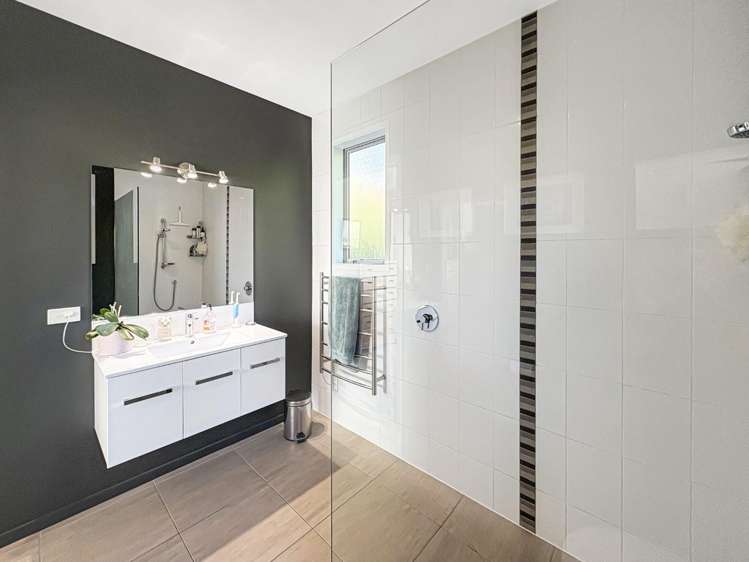 34 Spurdle Street 1227_24