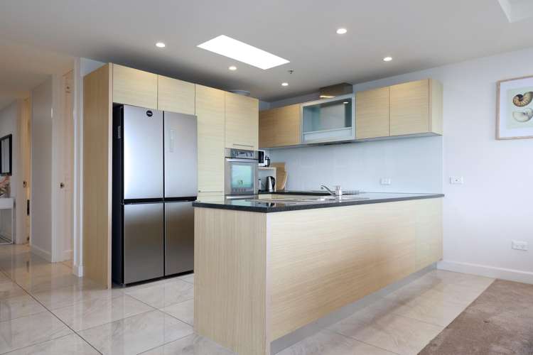 Apt 308, The Sands, Bisley Avenue Moana_8