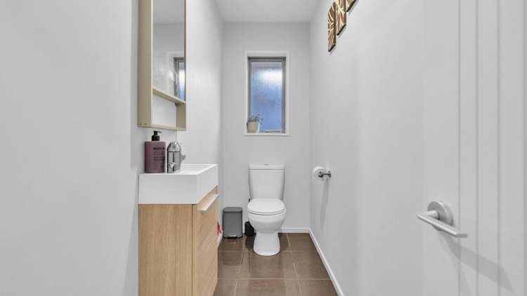 14 Bernice Crescent Yaldhurst_13