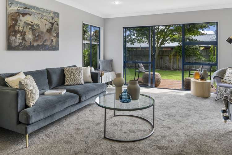 23 Maple Crescent Richmond_5