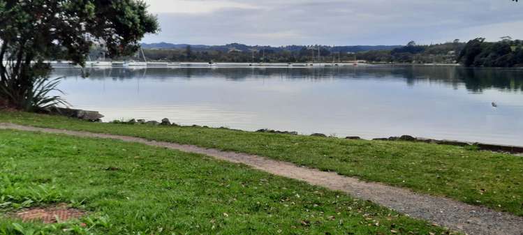 41 Pohutukawa Avenue Cockle Bay_4