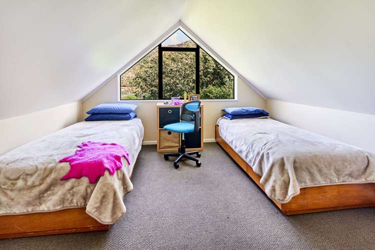 1296 Coast Road Wainuiomata Coast_17