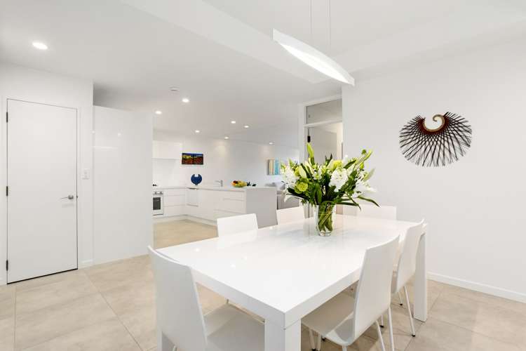 2/47 The Strand Takapuna_8