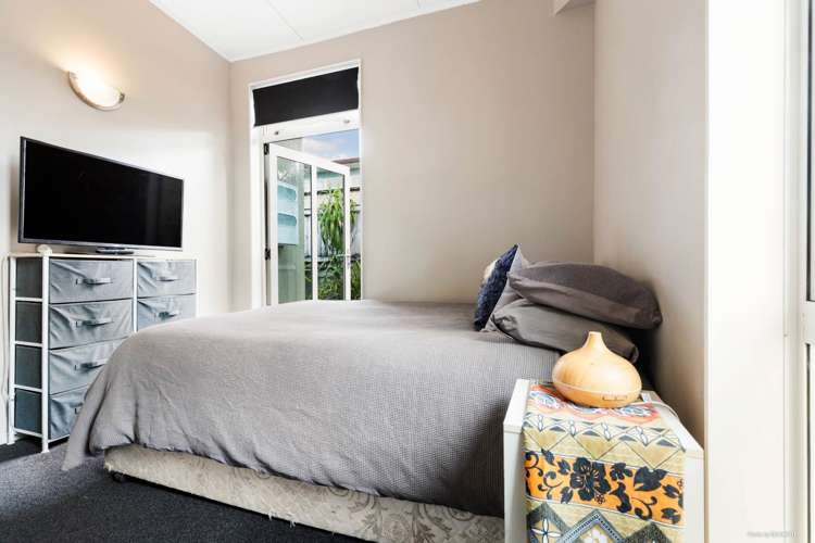 15 Merlot Lane Pukekohe_11