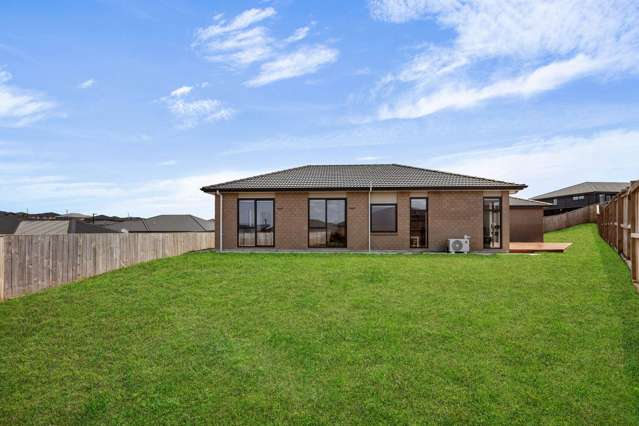 8 Bathurst Crescent Pokeno_2