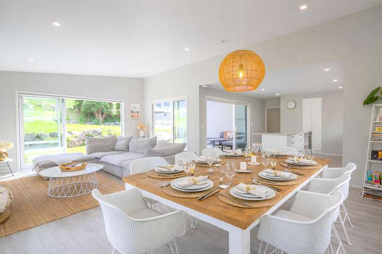 5 Ross Place Whiritoa_4