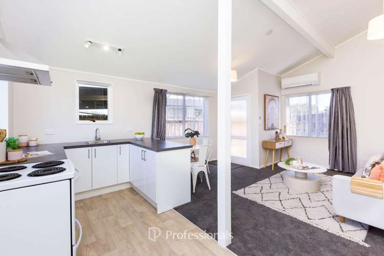 22B Akron Grove Totara Park_8