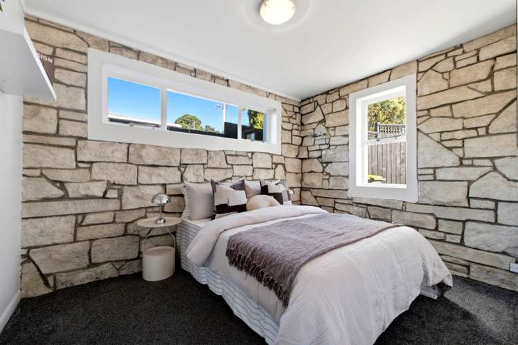 691 East Coast Road Browns Bay_12