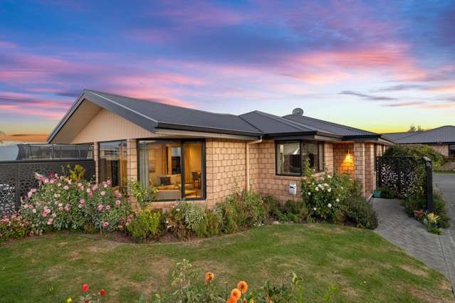 Three bedroom townhouse - Kensington Mews