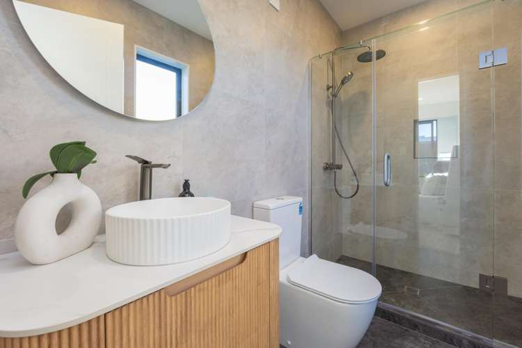 52 Tipu Crescent Milldale_17