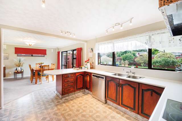 135 Amberley Avenue Highbury_4