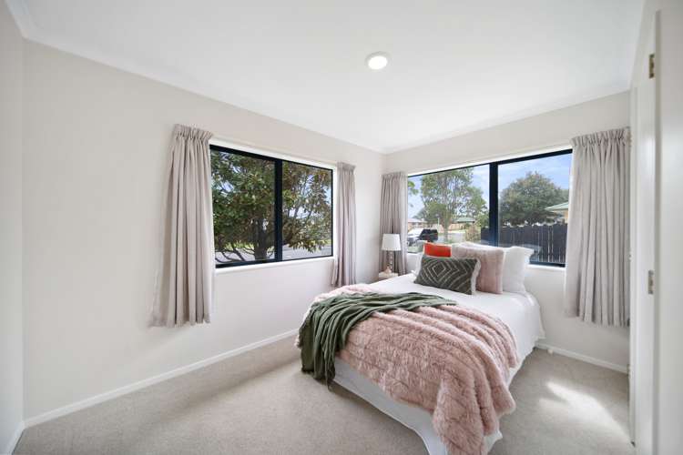 16 Eastland Road Flat Bush_9