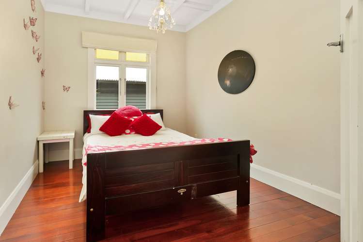 25 Seacombe Road Point Chevalier_14