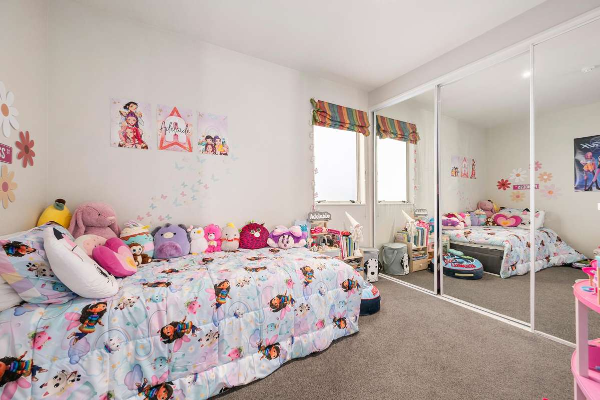25/23 Tennyson Street_3