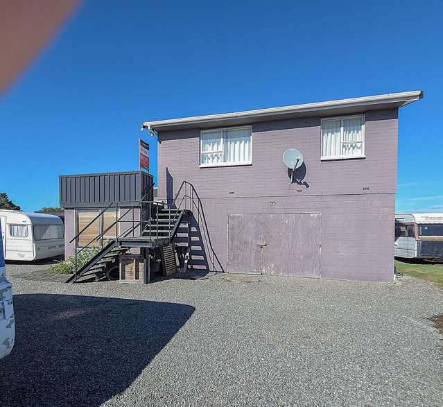 217 Clyde, 219 Clyde and 228 Liddel Streets West Invercargill_1